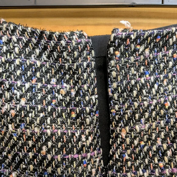 Talbots Size 6 Tweed Multi Color Confetti Straight Pencil Skirt Gun Metal Button - Picture 5 of 12
